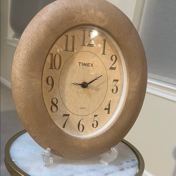Timex Brown Wall Clock - Picture 5 of 8
